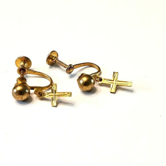 Divine Gold: Screw Back Cross Earrings - Picture 6 of 11